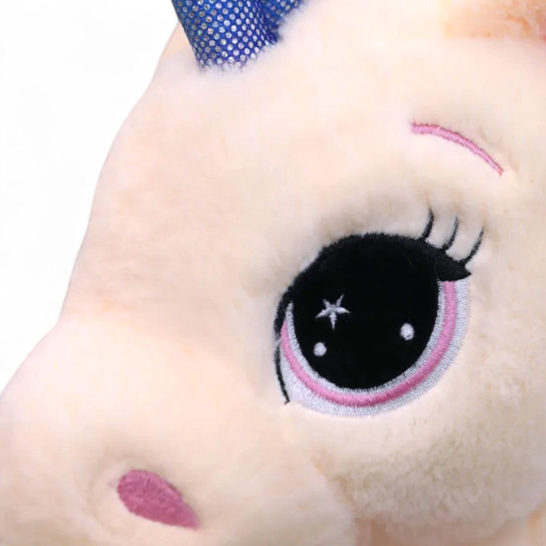 Regenbogen Einhorn Kuscheltier liegend Die Kuschelecke